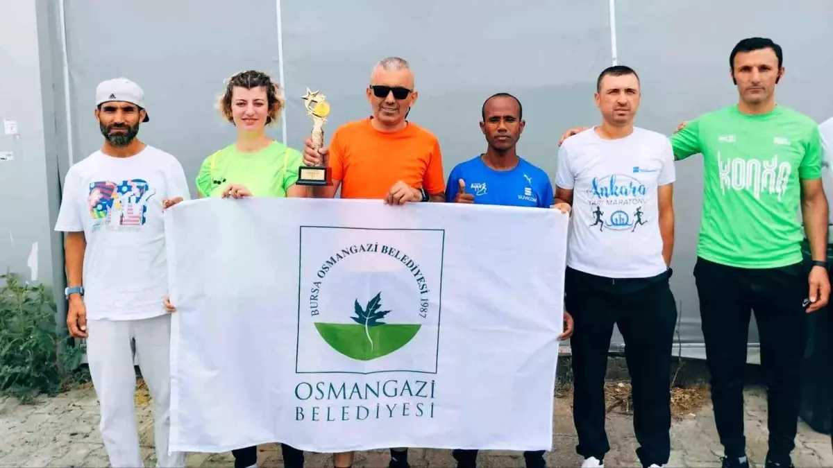 Osmangazi Belediyesi Koşu Takımı’ndan Büyük Başarı